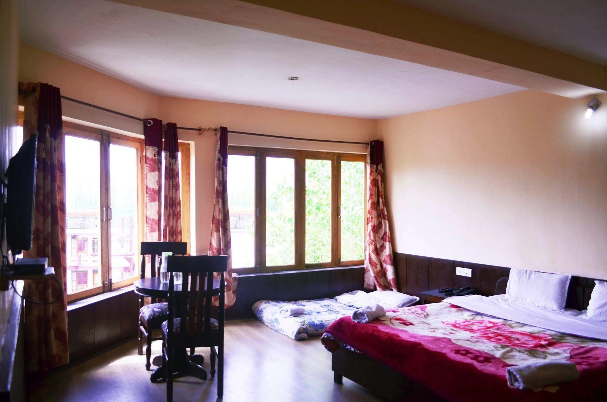 Beyond Stay - Kanika Himalayan View Leh Ngoại thất bức ảnh