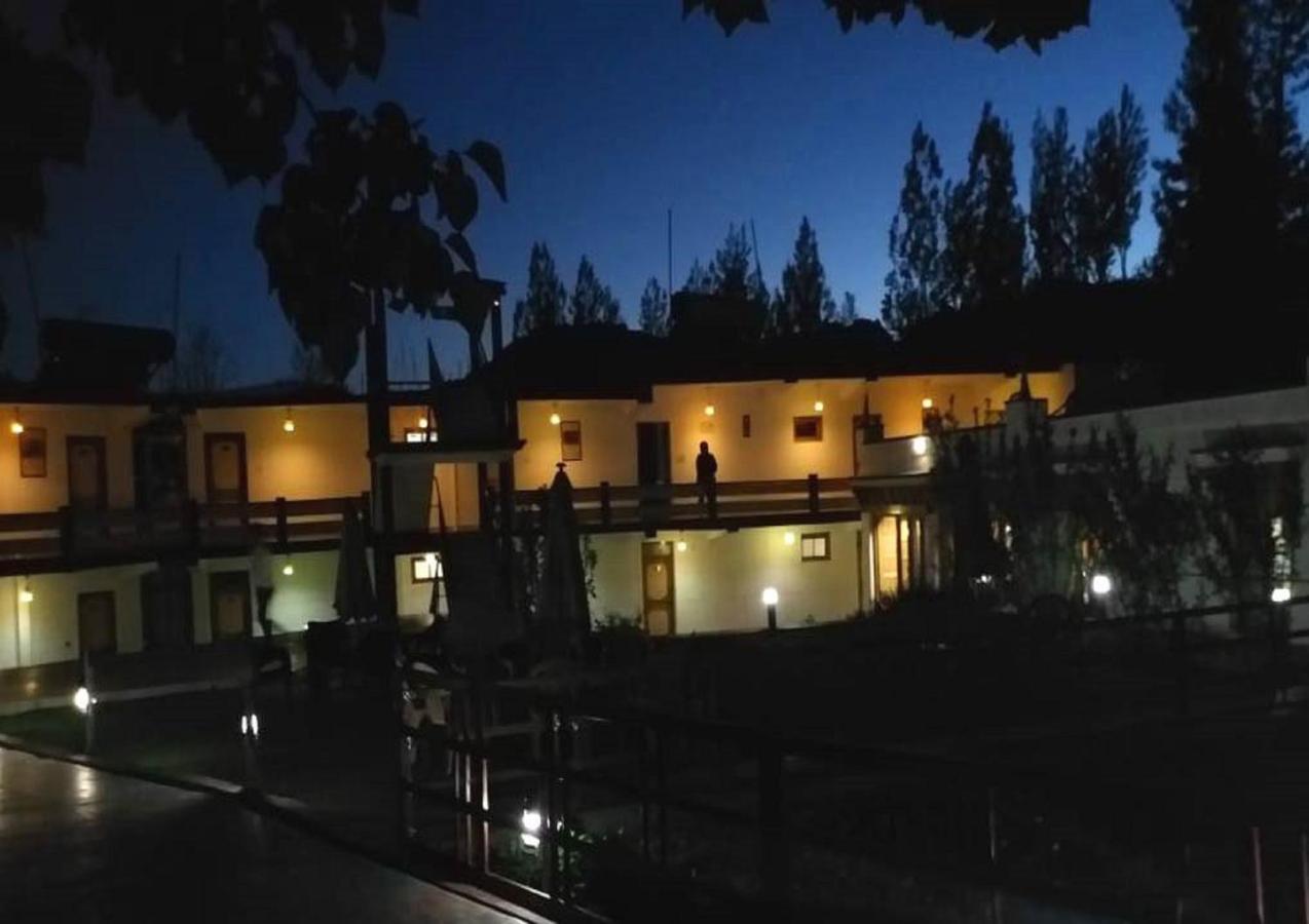 Beyond Stay - Kanika Himalayan View Leh Ngoại thất bức ảnh